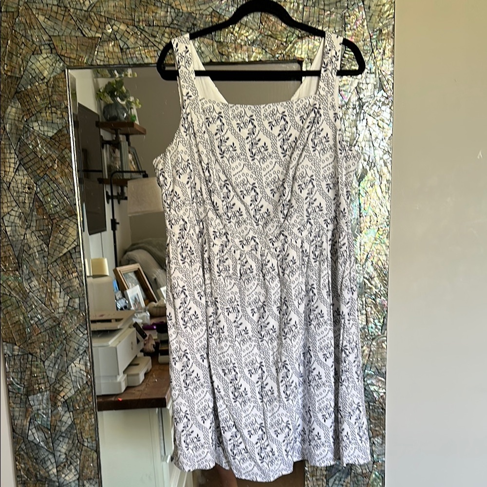 LOFT White and Navy Patterned Dress